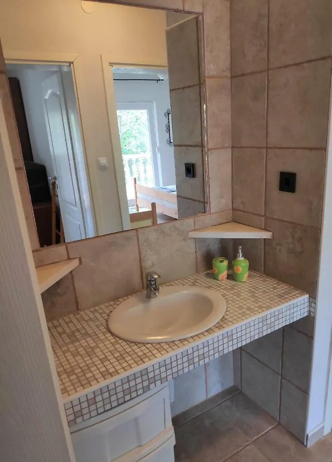 Villa Punta Blava: Beachfront Family Retreat with Sea Views Obrovac 0*,
